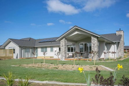 Davies-Homes-Hooper-Gable-282m2-$800-20 Davies-Homes-Hooper-Gable-282m2-$800-20