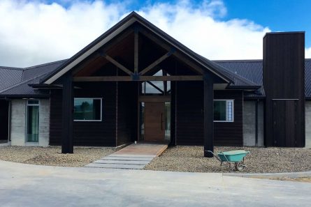 Davies-Homes-Projects-Oliver-Gable-roof-340m2-$800-2 Davies-Homes-Projects-Oliver-Gable-roof-340m2-$800-2