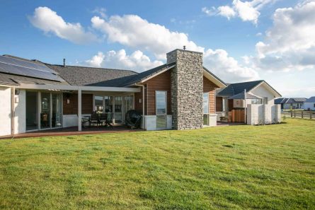 Davies-homes-Dawson-Gable-roof-311m2-$800-4