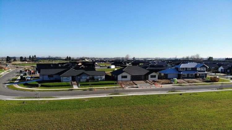 hlp-davies-homes-norfolk-downs-cambridge-sections-thumbnail hlp-davies-homes-norfolk-downs-cambridge-sections-thumbnail